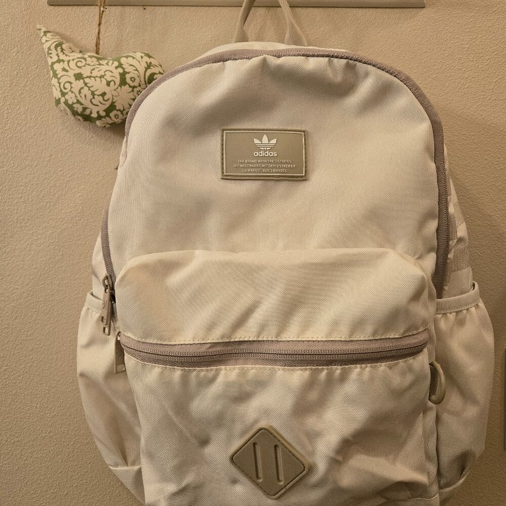Adidas Originals National 3.0 Backpack | Cream/Taupe | Everyday / Casual
